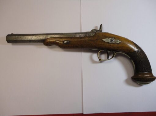 Pistolet d&rsquo;arçon à percussion