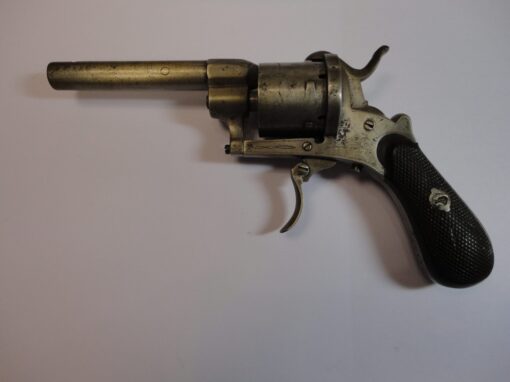 Revolver barillet 6 coups percussion à broche