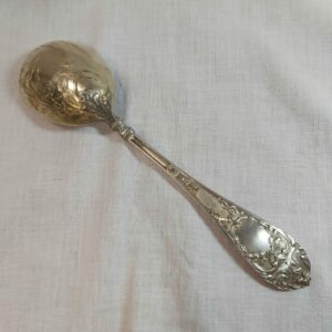 Cuillère à servir argent et vermeil MO Eugène Eusoh