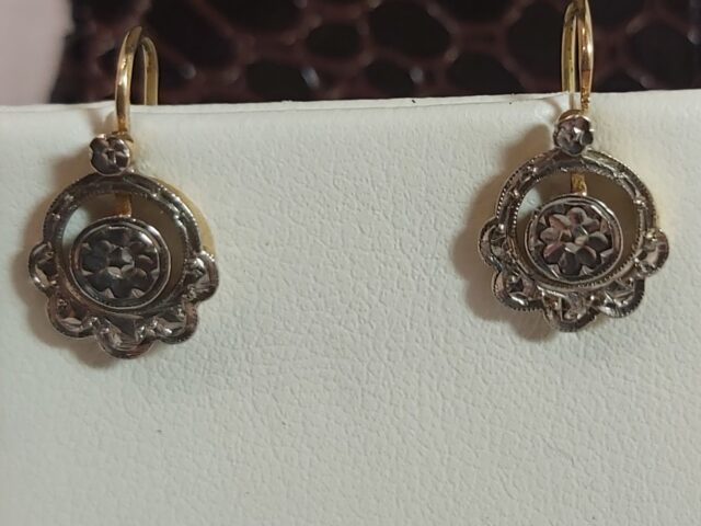 Boucles d&rsquo;oreilles dormeuses 2 ors