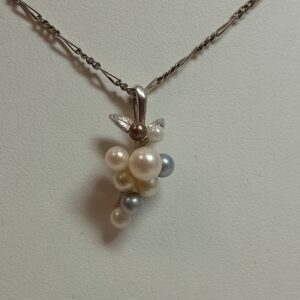 Pendentif grappe de raisins perles de culture