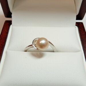 Bague or gris perle de culture 7 mm