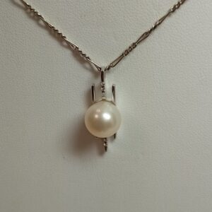 Pendentif or gris perle de culture 8 mm