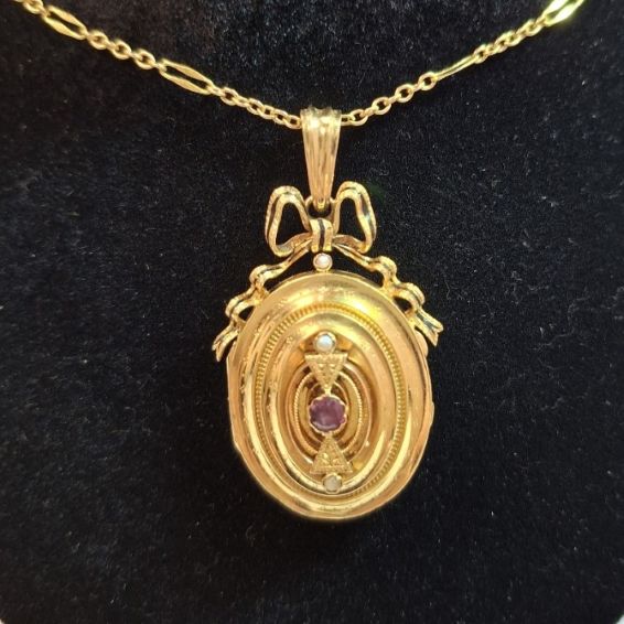 Pendentif ouvrant or jaune améthyste