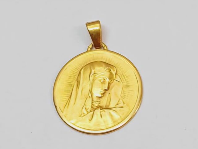 Médaille Vierge or jaune 18 carats