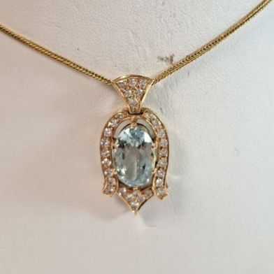 Pendentif aigue-marine diamants or jaune