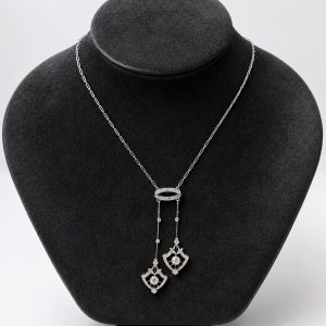 collier "négligé" or gris 18 carats diamants art déco
